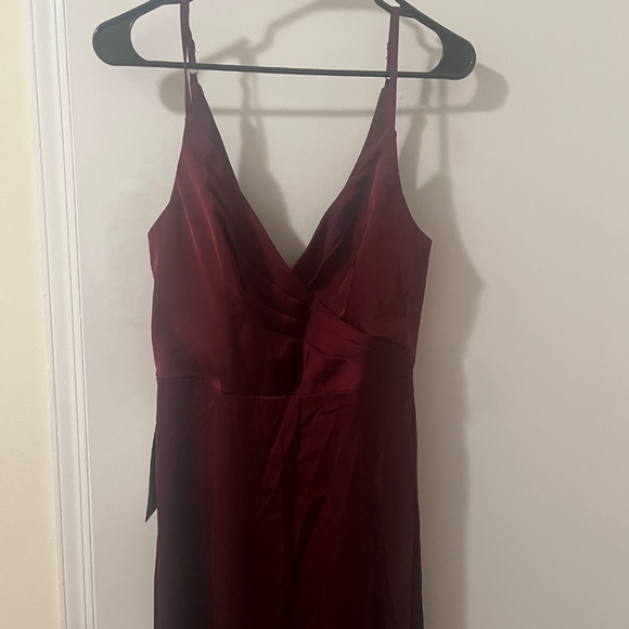 NWT UNWORN: Azazie Dalilah Cabernet - Stretch Satin - Picture 5 of 6